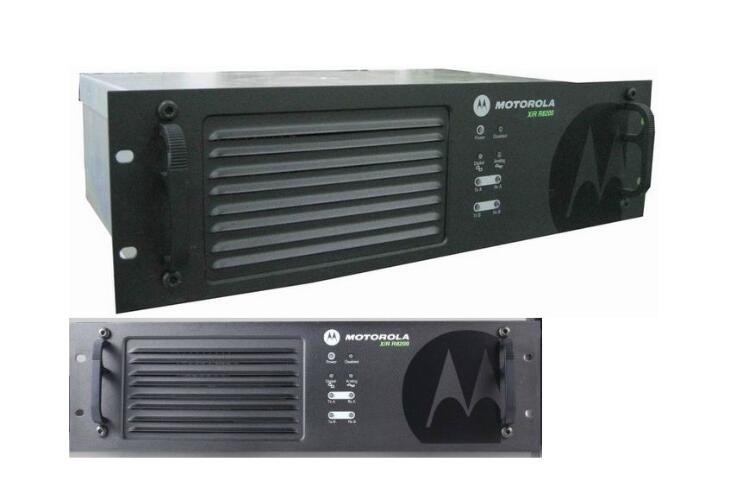 摩托罗拉XIR R8200 350M中继台