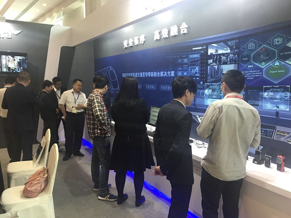 海能达宽窄带融合方案精彩亮相RT FORUM智慧轨道交通大会
