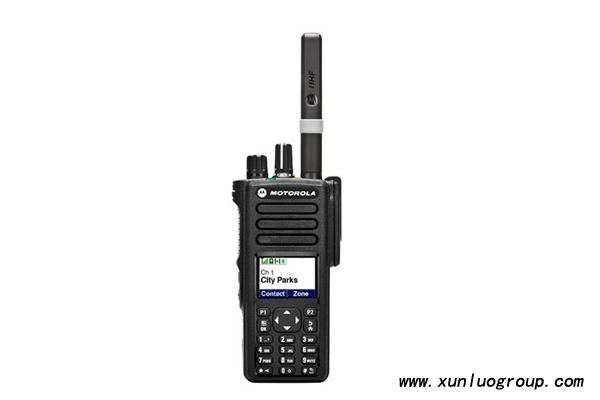 摩托罗拉XIR P8668